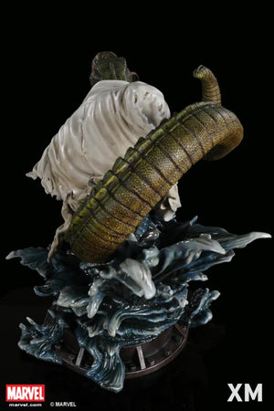 Lizard Bust