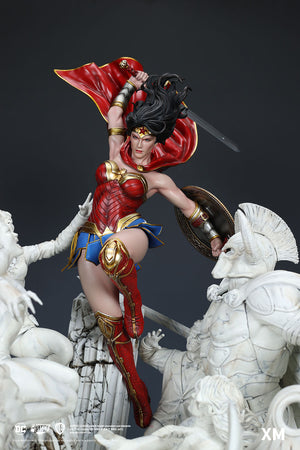 Wonder Woman Courage (Marble)