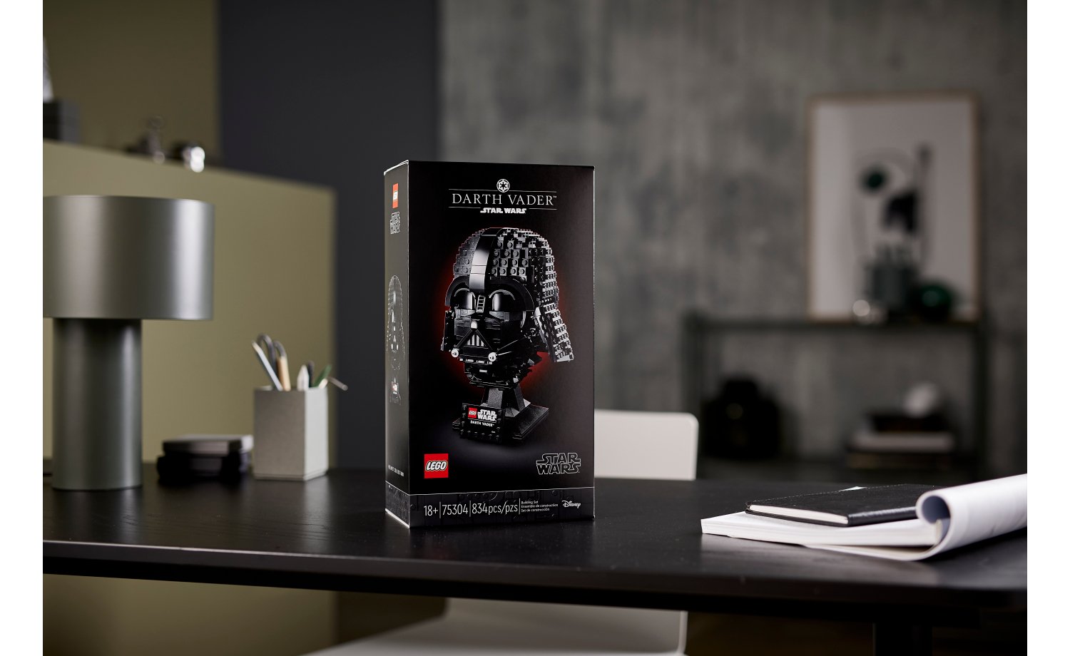 LEGO Star Wars Darth Vader Helmet