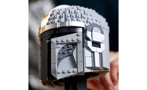 LEGO Star Wars The Mandalorian Helmet