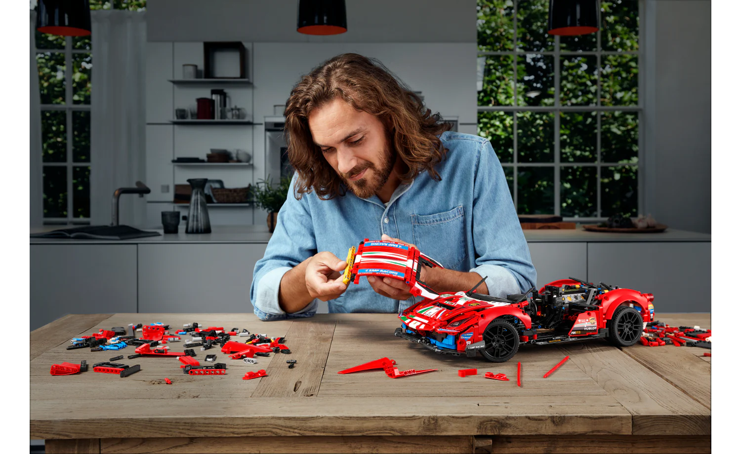 LEGO Technic Ferrari 488 GTE "AF Corse #51"